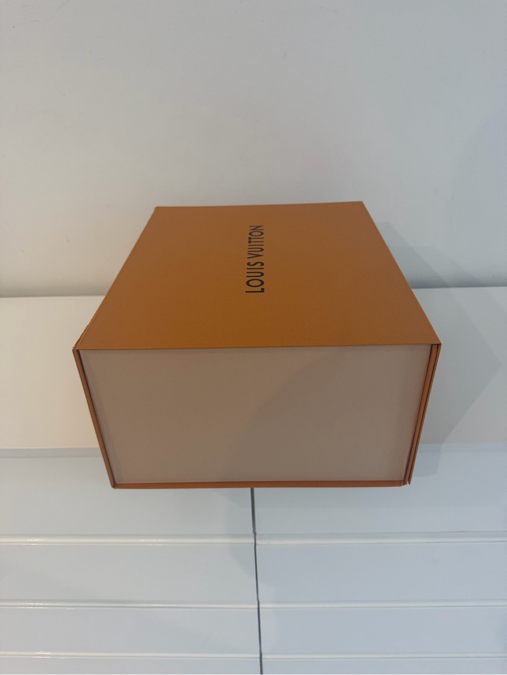 Louis Vuitton Orange Box with Black Logo - Picture 3 of 6